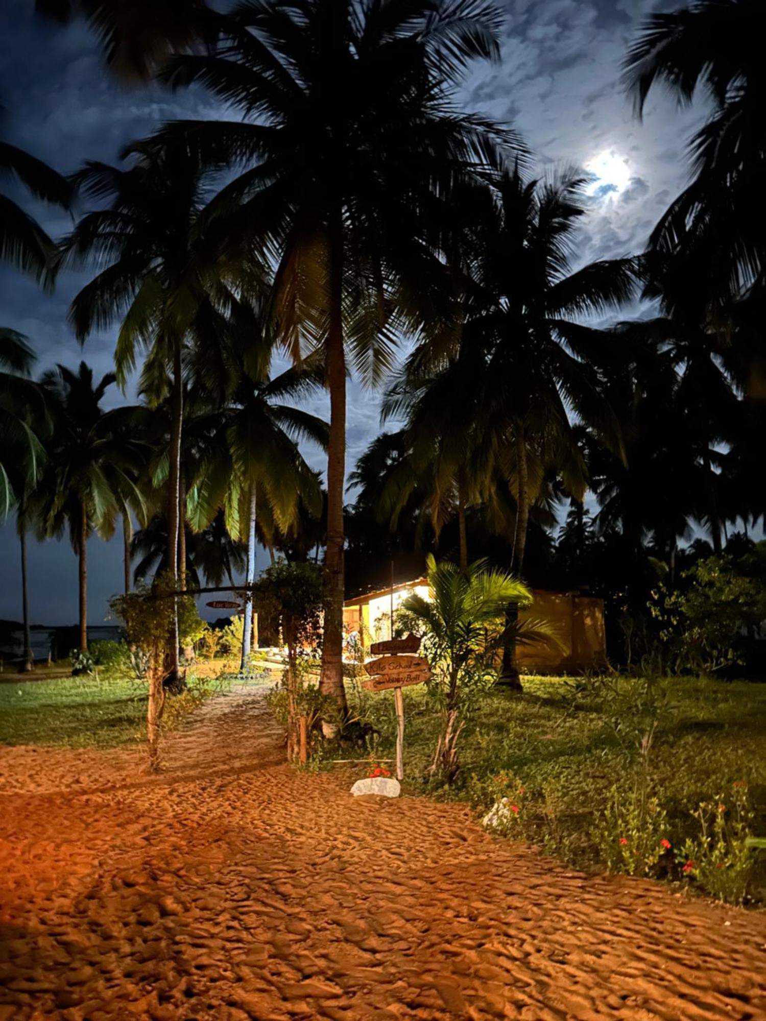 Kitelantis Hotel And Resort Kalpitiya Ngoại thất bức ảnh